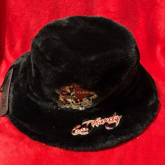 Ed Hardy Black Faux Fur Hat with Embroidery Art NWT - Picture 6 of 10